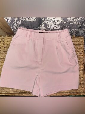 Zara Women's Tailored Pink High-Waist Shorts